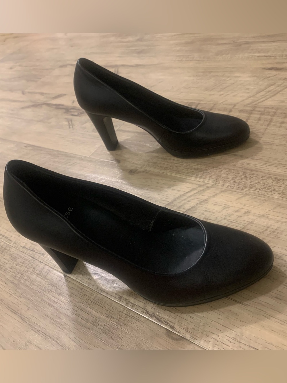 Varese Classic Black Heels